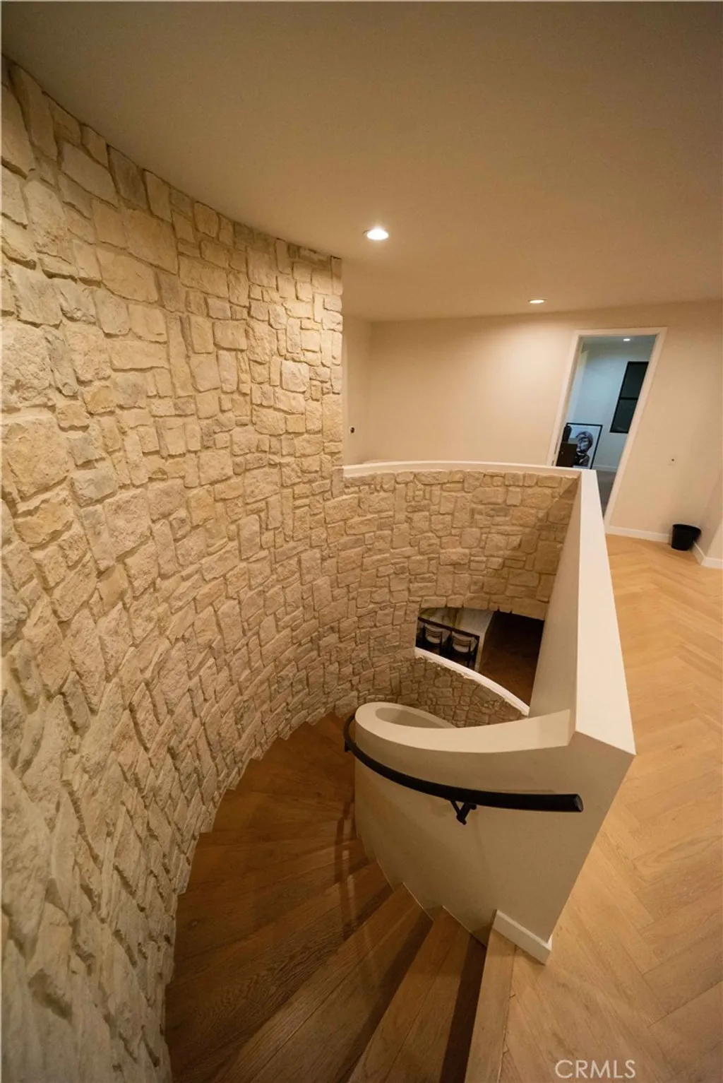 Additional image 46 of 17437 Oak Creek Court, Encino, CA 91316