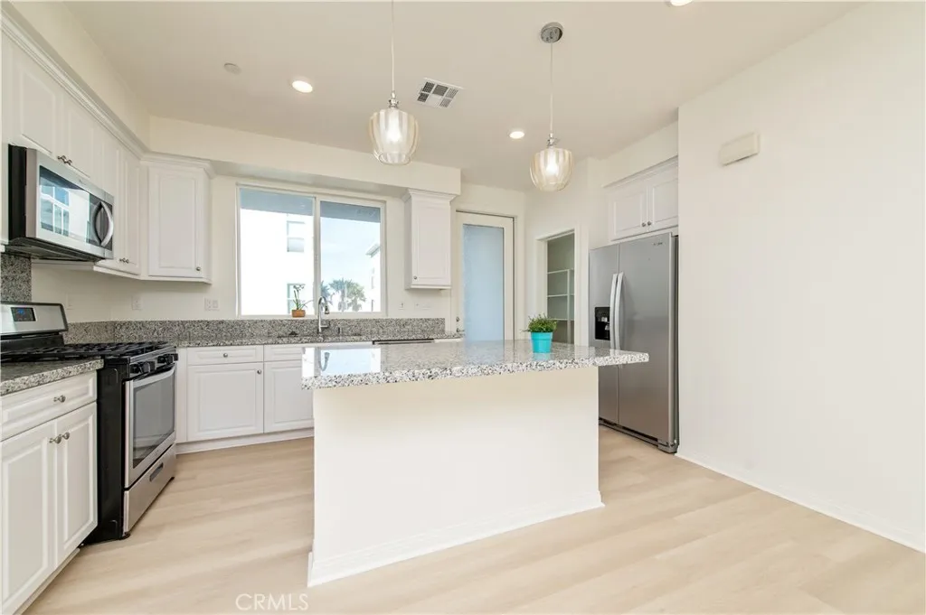 Additional image 44 of 185 Steely, Irvine, CA 92614