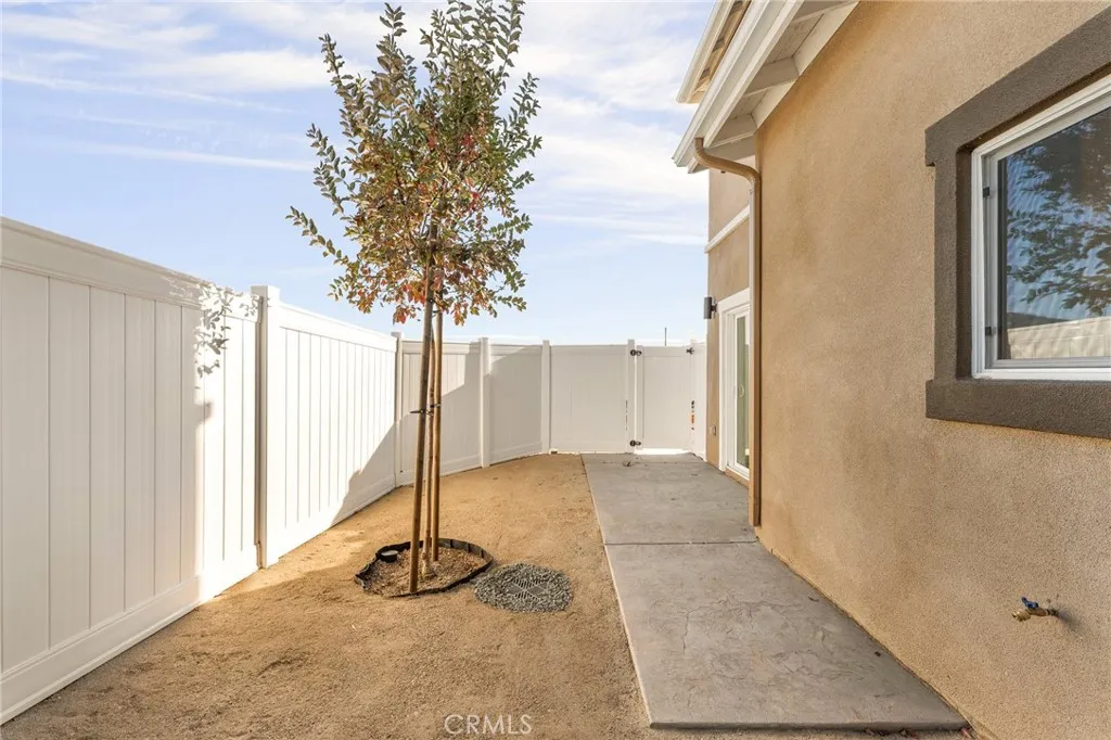 Additional image 70 of 904 Hert St, Colton, CA 92324