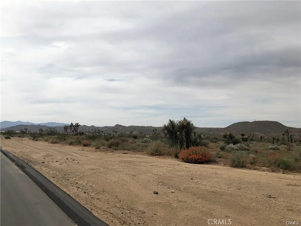 Additional image 6 of 6650 La Contenta Rd Road, Yucca Valley, CA 92284