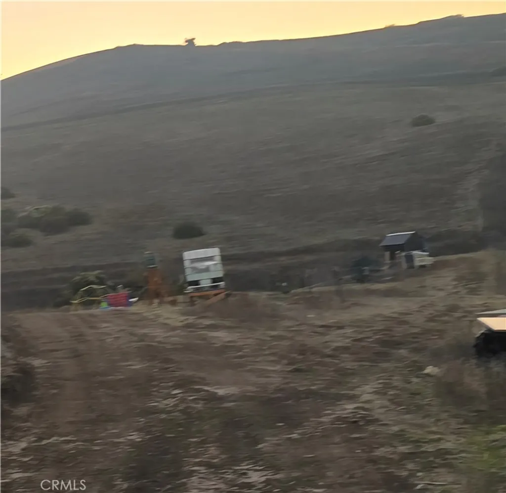 Additional image 9 of 4575 Interlake Road, Bradley, CA 93426