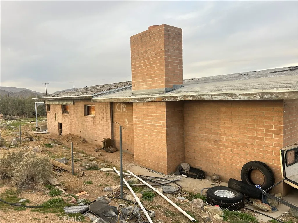 Additional image 3 of 33321 Desert Ln, Lucerne Valley, CA 92356