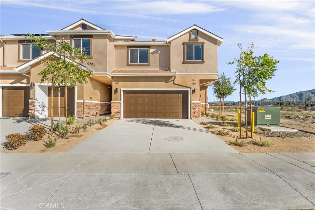 Additional image 4 of 904 Hert St, Colton, CA 92324