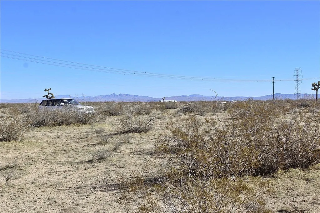 Additional image 8 of 8190 Darter Road, Adelanto, CA 92301