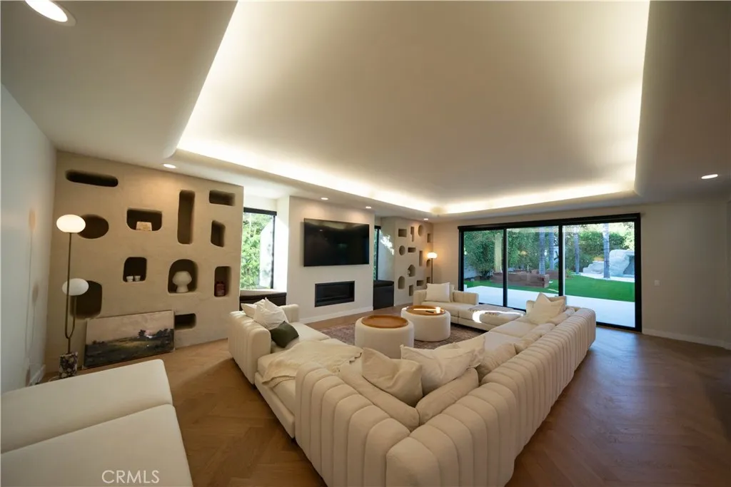 Additional image 21 of 17437 Oak Creek Court, Encino, CA 91316