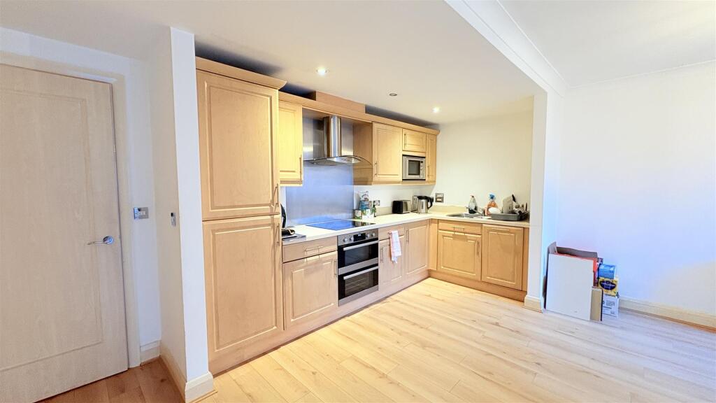 Additional image 4 of The Academy, Wake Green Road, Moseley