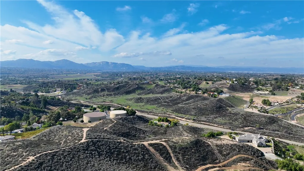 Additional image 4 of 42160 Anza Road, Temecula, CA 92592