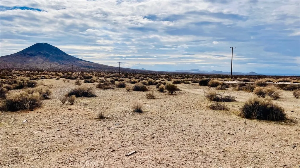 Additional image 28 of 47229227 Harris Lane, Apple Valley, CA 92307