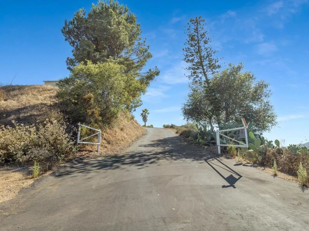 Additional image 42 of 3020 Lynn Lane, San Marcos, CA 92069