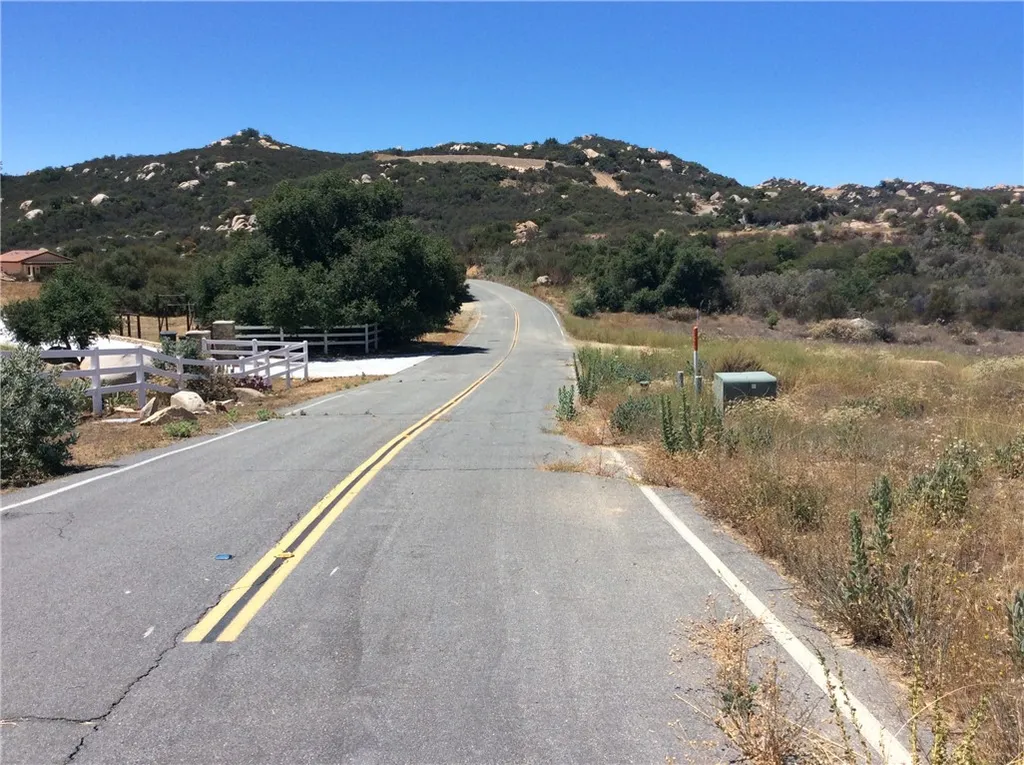 Additional image 6 of Calle Azul, Murrieta, CA 92562