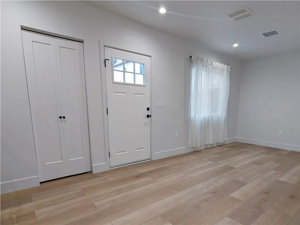 Additional image 10 of 6105 S Hobart Boulevard Unit 1/2, Los Angeles, CA 90047