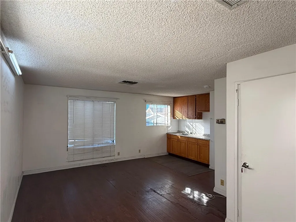 Additional image 11 of 713 N Grand Ave Unit 6-A, Los Angeles, CA 90012