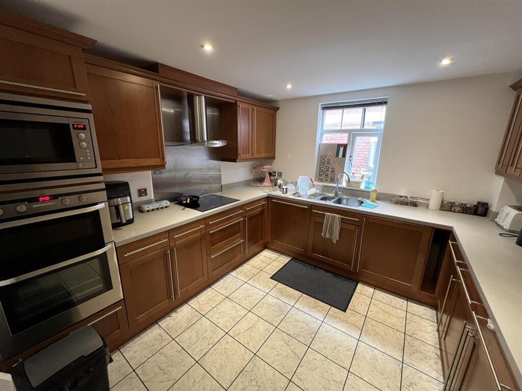 Additional image 4 of Apartment 7 Kings Hall, 53 Wake Green Road, Moseley, Birmingham