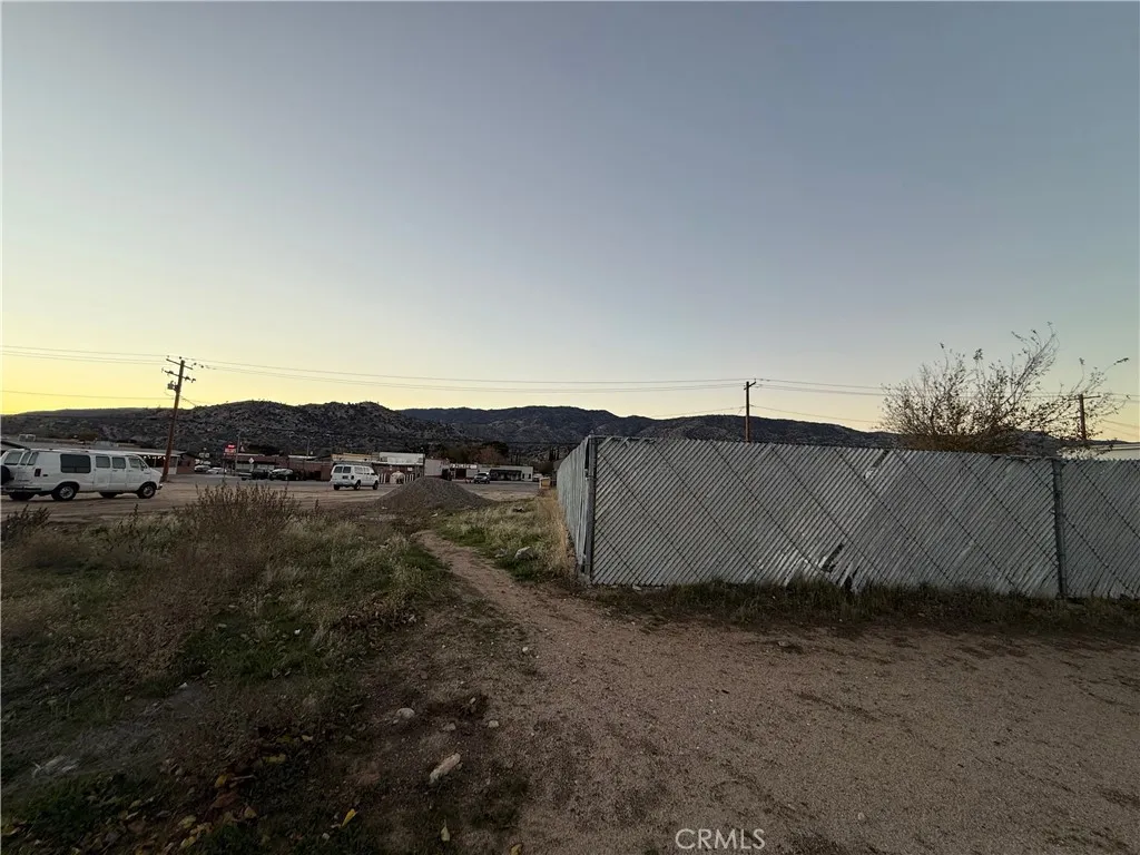 Additional image 5 of 2701 Fulop Street, Lake Isabella, CA 93240