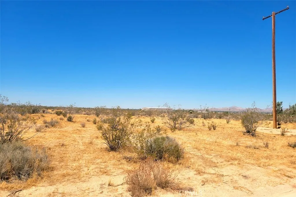 Additional image 7 of 38 Japatul Rd, Apple Valley, CA 92307