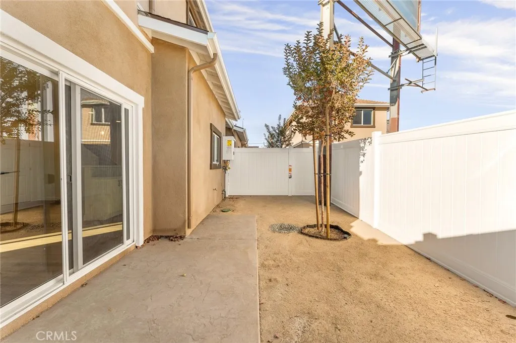 Additional image 34 of 904 Hert St, Colton, CA 92324