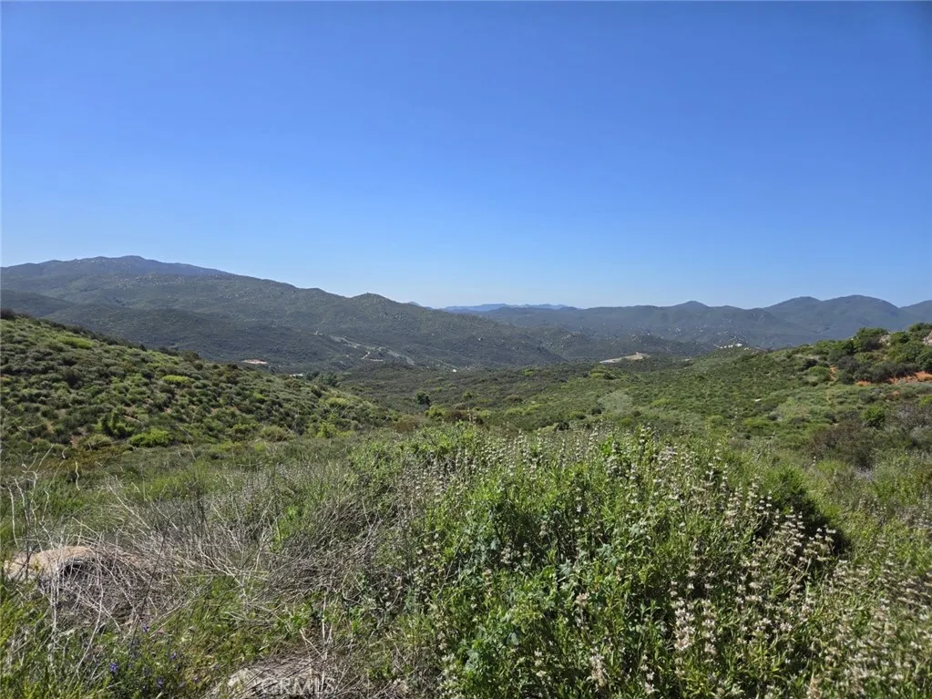 Additional image 8 of 2 Decker Canyon Lane, Lake Elsinore, CA 92530