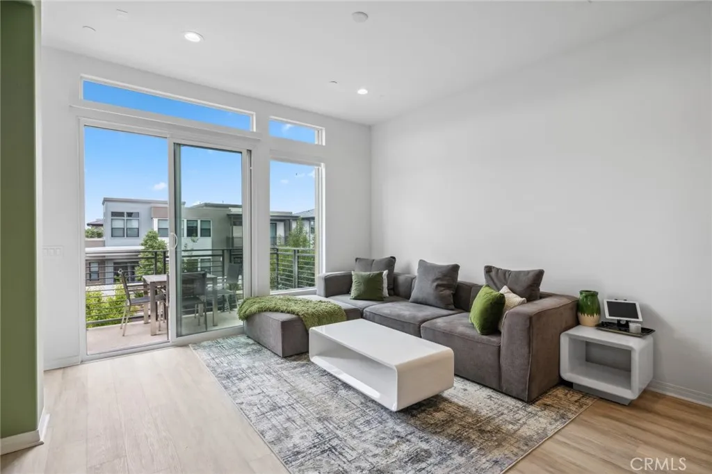 Additional image 40 of 160 Keeper, Irvine, CA 92618