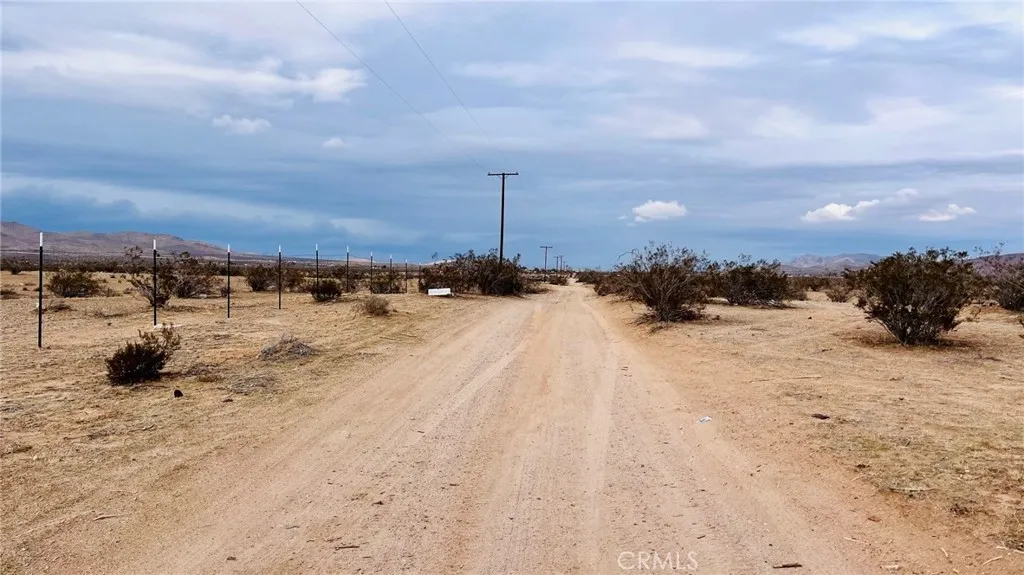 Additional image 14 of 47229227 Harris Lane, Apple Valley, CA 92307