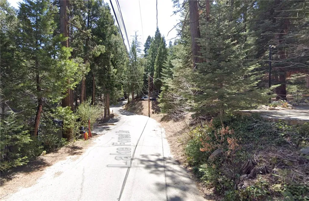 Additional image 2 of 26212 Lake Forest Dr, Twin Peaks, CA 92391