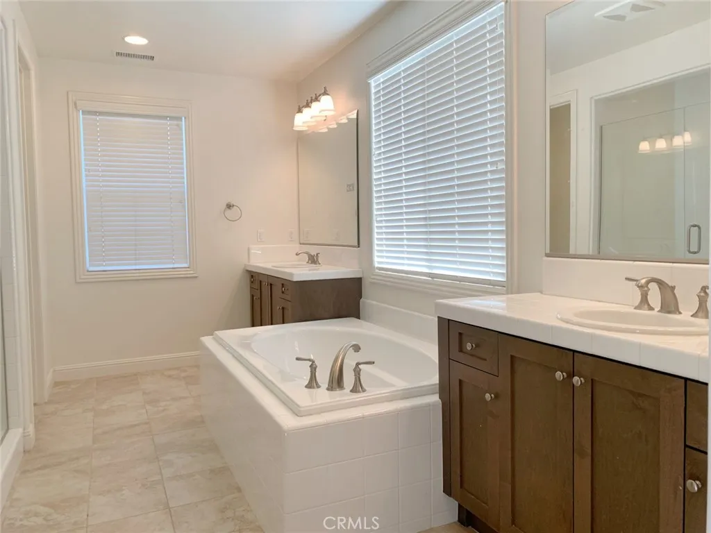 Additional image 57 of 16 Manzanillo, Lake Forest, CA 92630