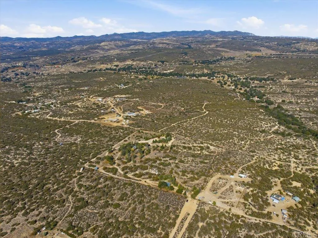 Additional image 35 of 1496 Vista De La Sierra, Boulevard, CA 91905