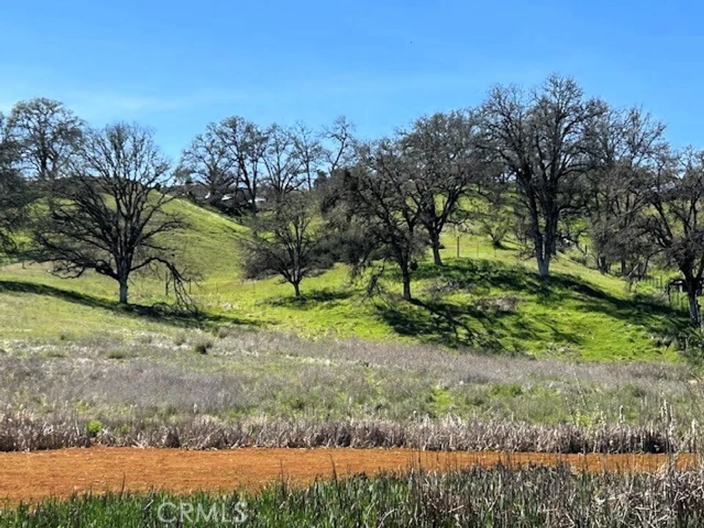 Additional image 2 of 355 Pine Ridge Rd, Lakeport, CA 95453