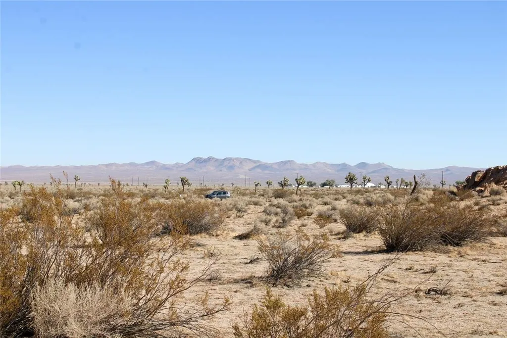 Additional image 10 of 20999 Bella Vista Drive, El Mirage, CA 92301