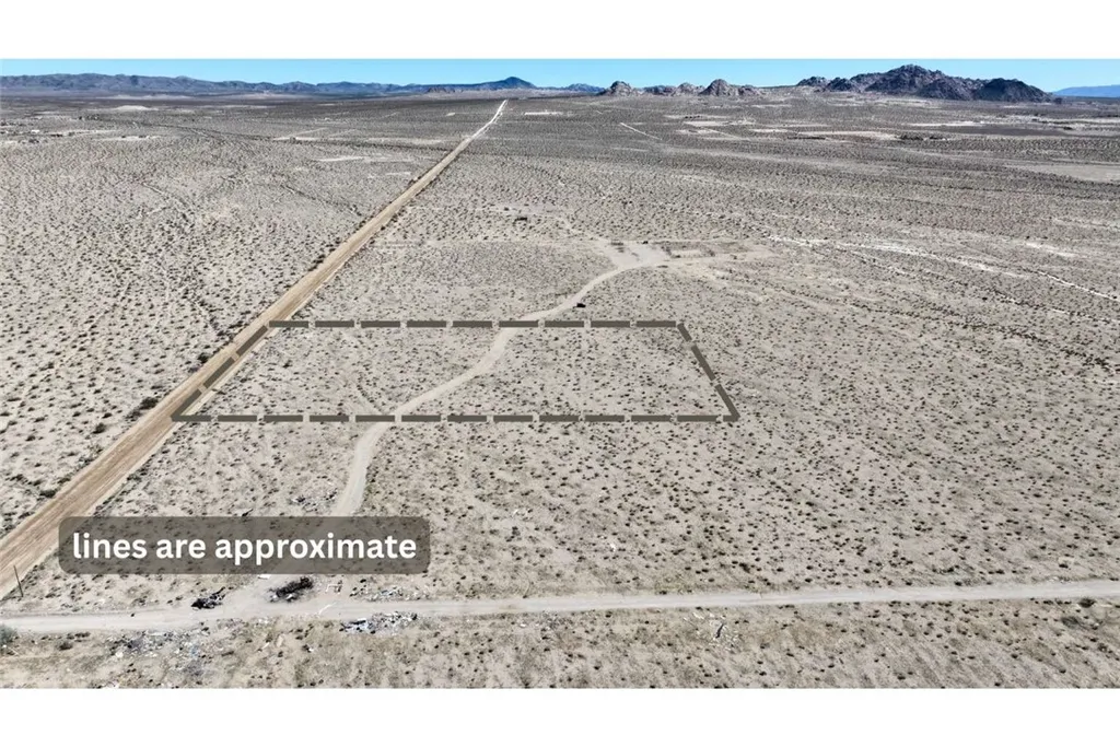 Additional image 3 of 35999 Granite Road, Lucerne Valley, CA 92356