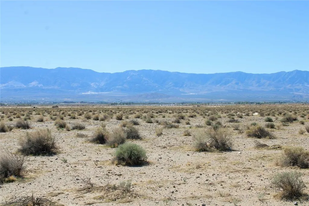 Additional image 15 of 35999 Granite Road, Lucerne Valley, CA 92356