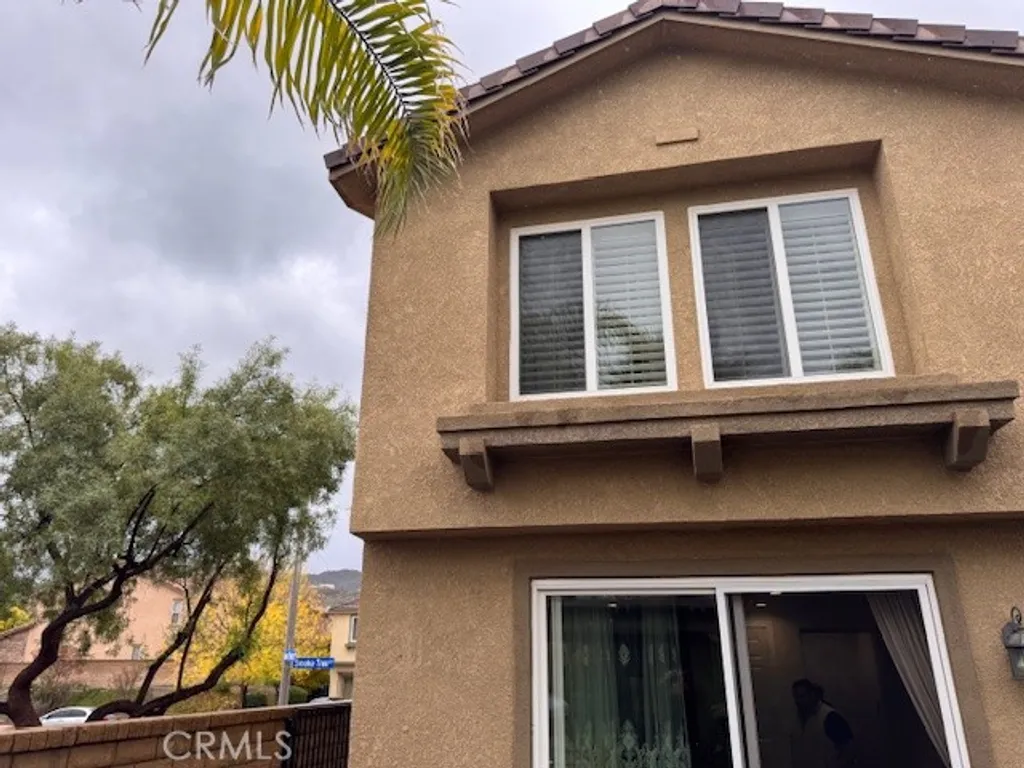 Additional image 10 of 17423 Smoke Tree Ln, Canyon Country, CA 91387