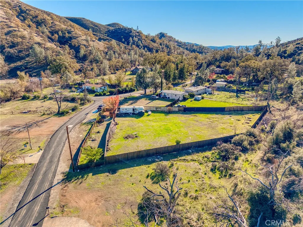 Additional image 5 of 3865 Spring Valley Rd, Clearlake Oaks, CA 95423