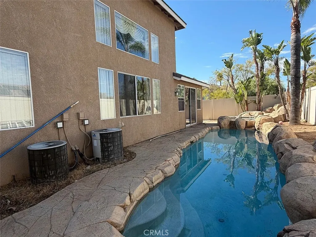 Additional image 3 of 1177 Acapulco Cir, Corona, CA 92882