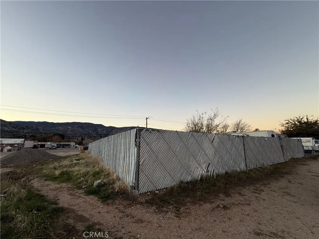 Additional image 10 of 2701 Fulop Street, Lake Isabella, CA 93240