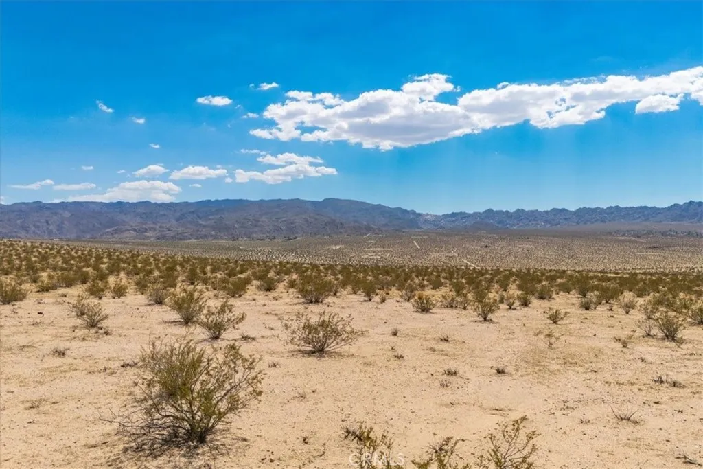 Additional image 15 of 67800 Raymond Drive, 29 Palms, CA 92277