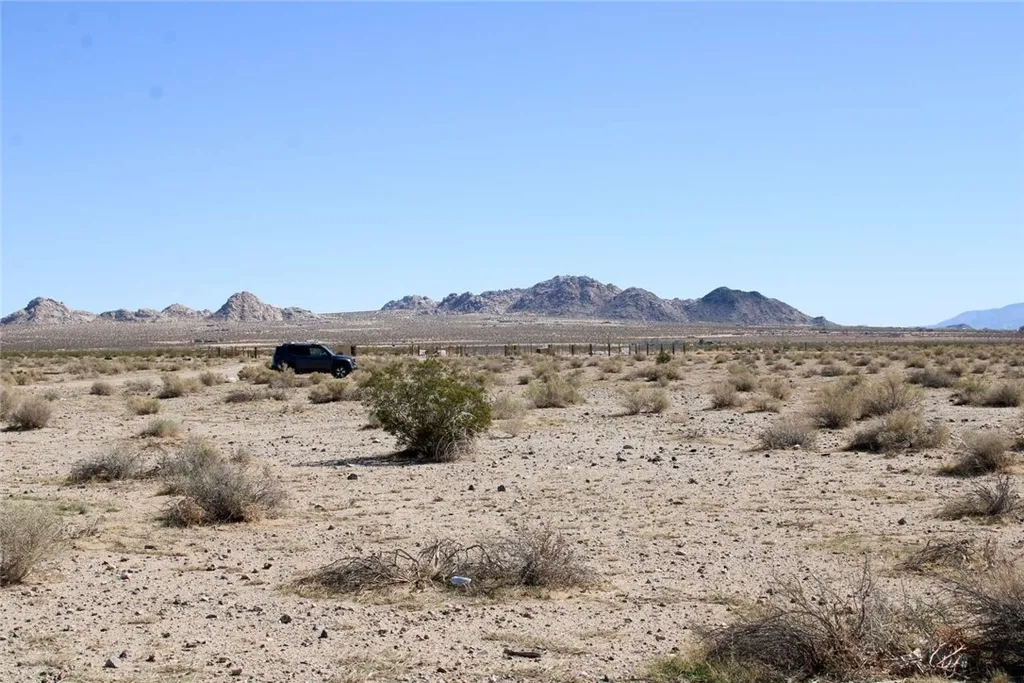 Additional image 13 of 35999 Granite Road, Lucerne Valley, CA 92356