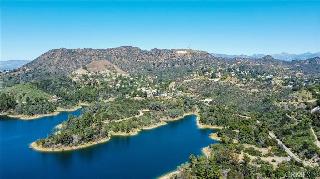 Additional image 16 of 2411 N Georgius Way, Los Angeles, CA 90068