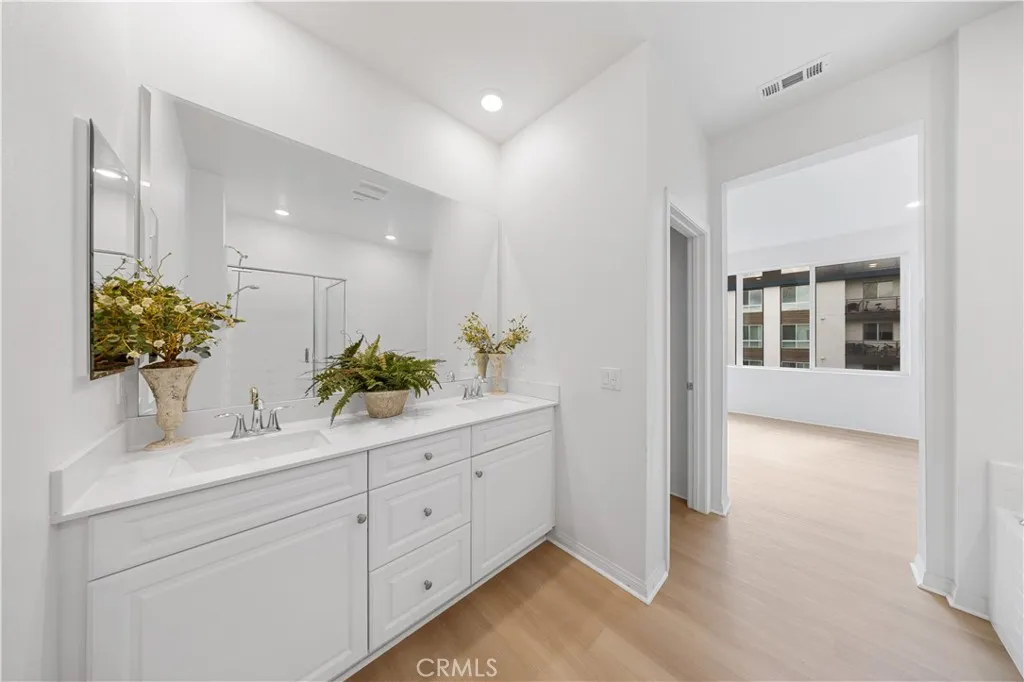 Additional image 13 of 185 Steely, Irvine, CA 92614