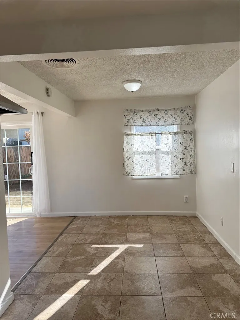 Additional image 36 of 144 E Avenue Q, Palmdale, CA 93550