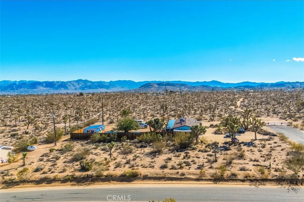 Additional image 8 of 3911 Lennox Avenue, Yucca Valley, CA 92284