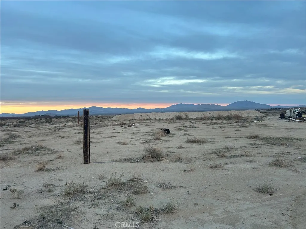 Property image for 36352 Rodeo Road, Lucerne Valley, CA 92356