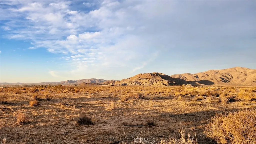 Additional image 9 of Del Oro, Apple Valley, CA 92308