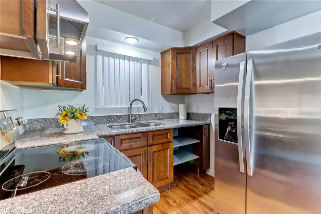 Additional image 7 of 19788 Cambridge Ln, Huntington Beach, CA 92646