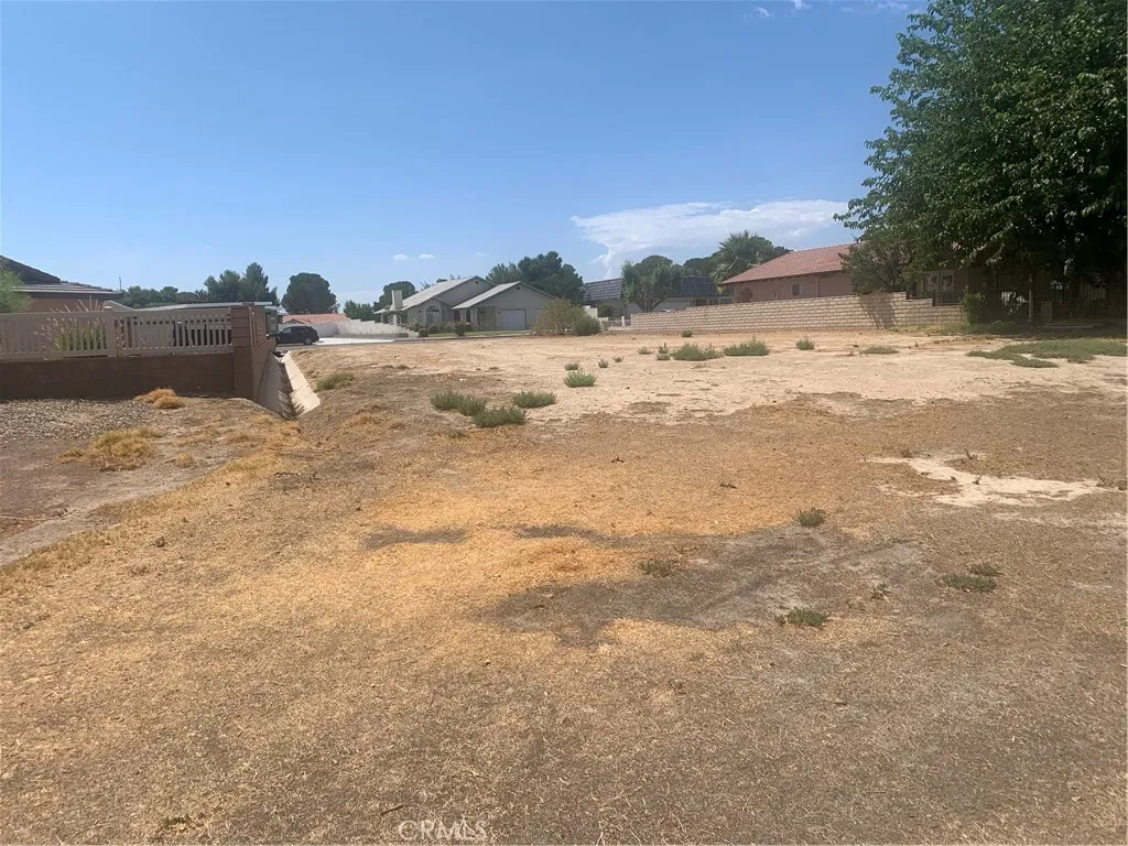 Additional image 4 of 15224 Little Bow Ln, Helendale, CA 92342