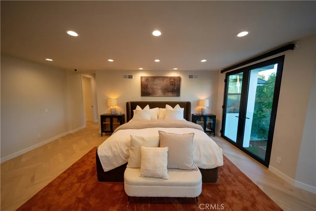 Additional image 124 of 17437 Oak Creek Court, Encino, CA 91316