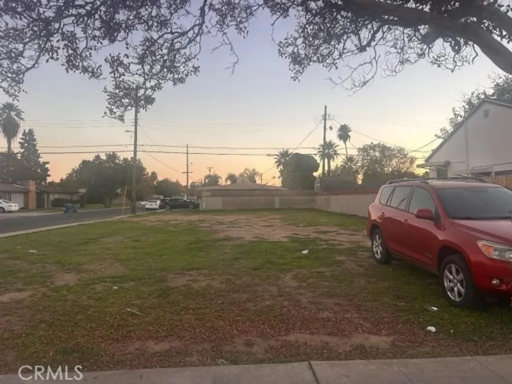 Additional image 3 of 1442 E Shields Ave, Fresno, CA 93704