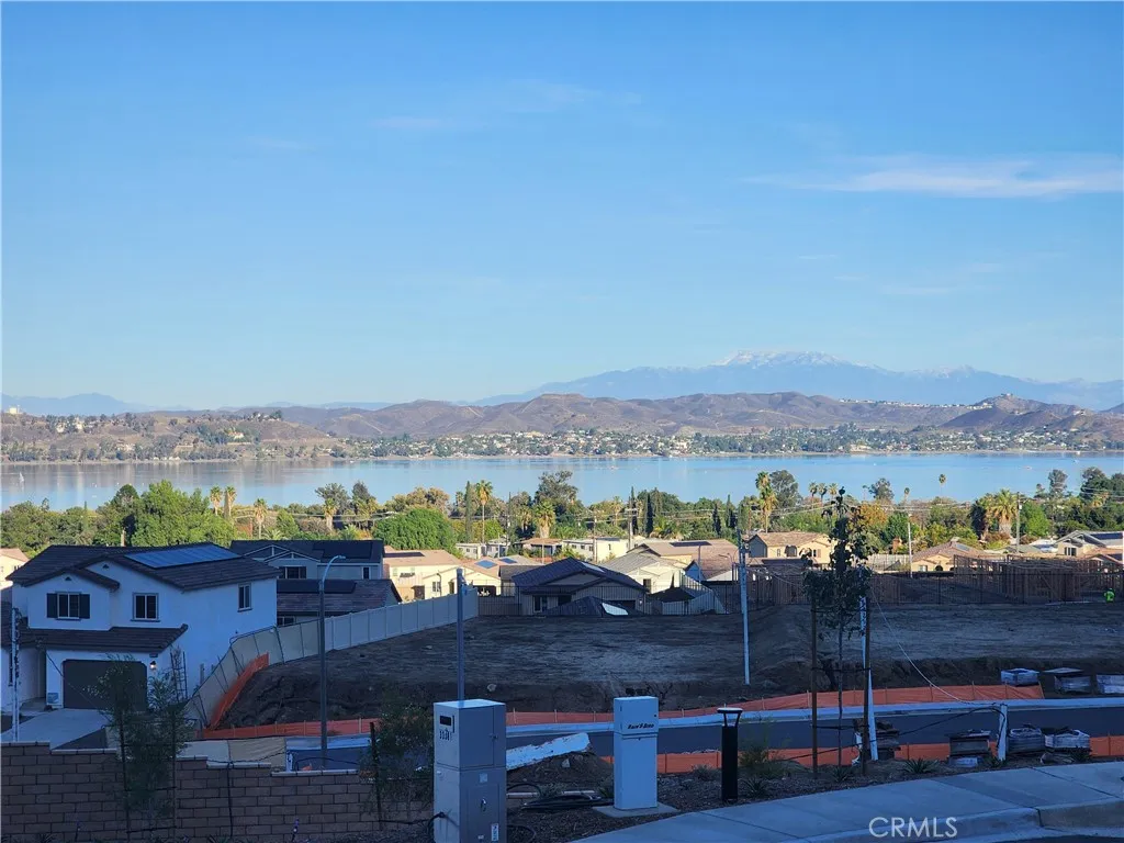 Property image for 11 Bowmore Way, Lake Elsinore, CA 92530