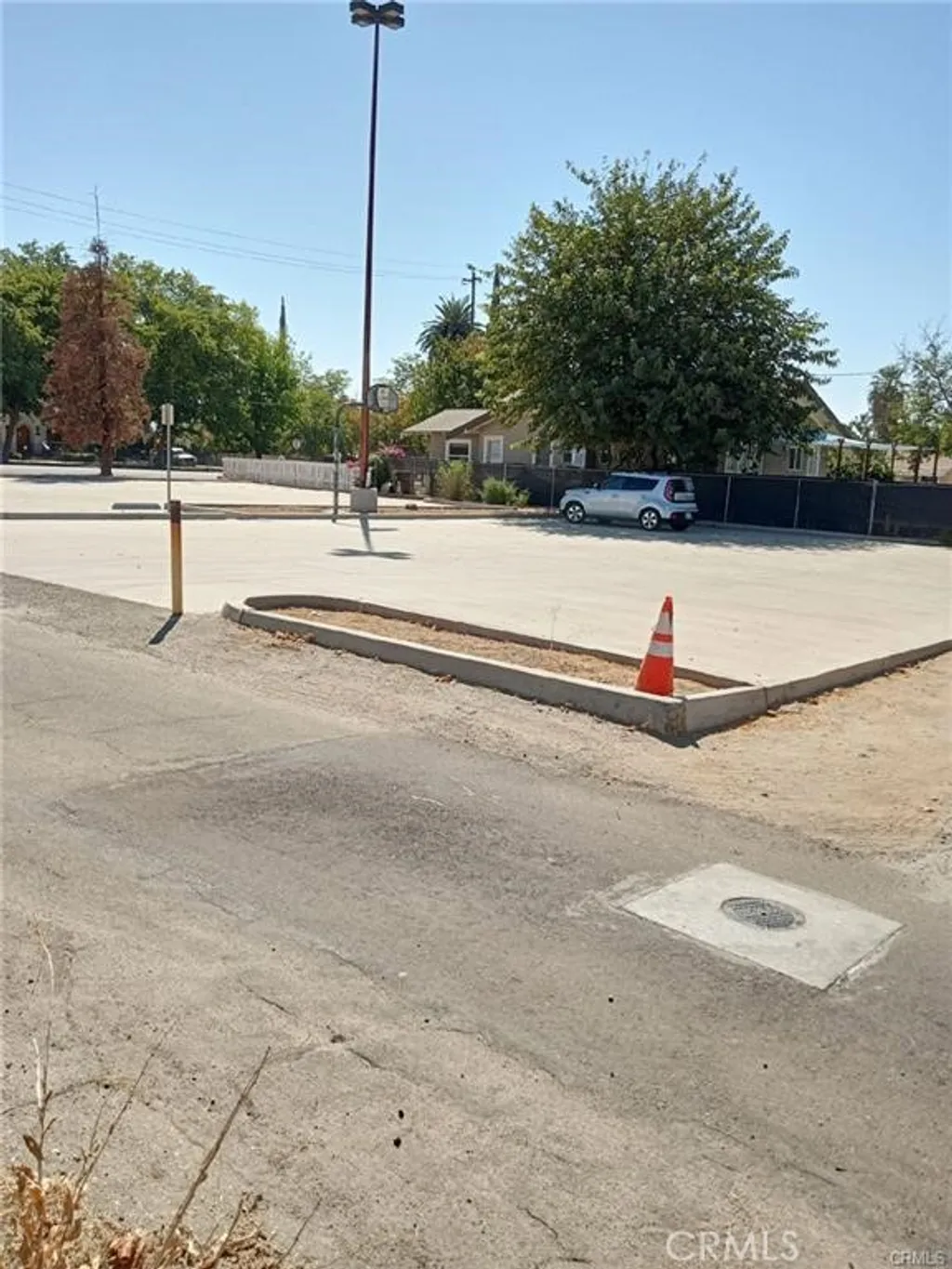 Additional image 4 of 1810 Baker Street, Bakersfield, CA 93305