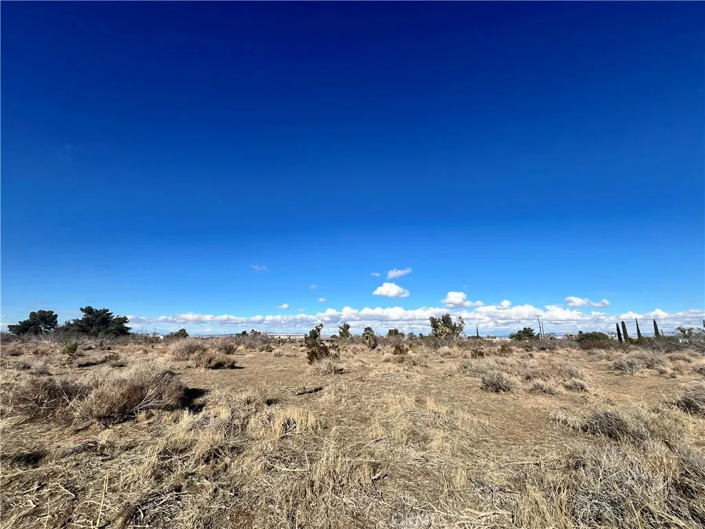 Additional image 7 of 1 Greasewood Ln, Phelan, CA 92371