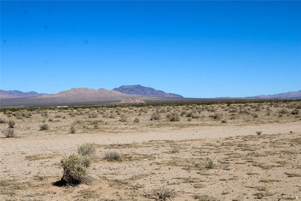 Additional image 17 of 35999 Granite Road, Lucerne Valley, CA 92356
